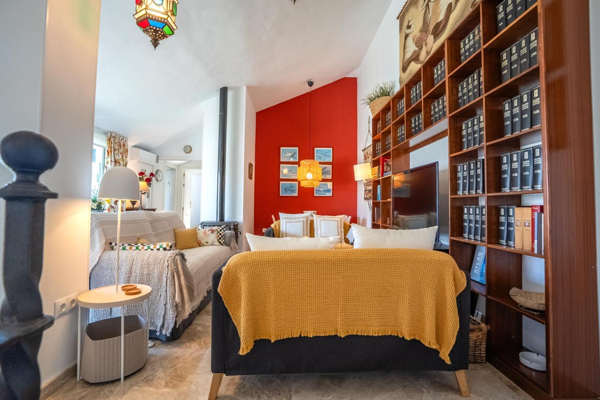Penthouse With Sea Views Alamos Appartement